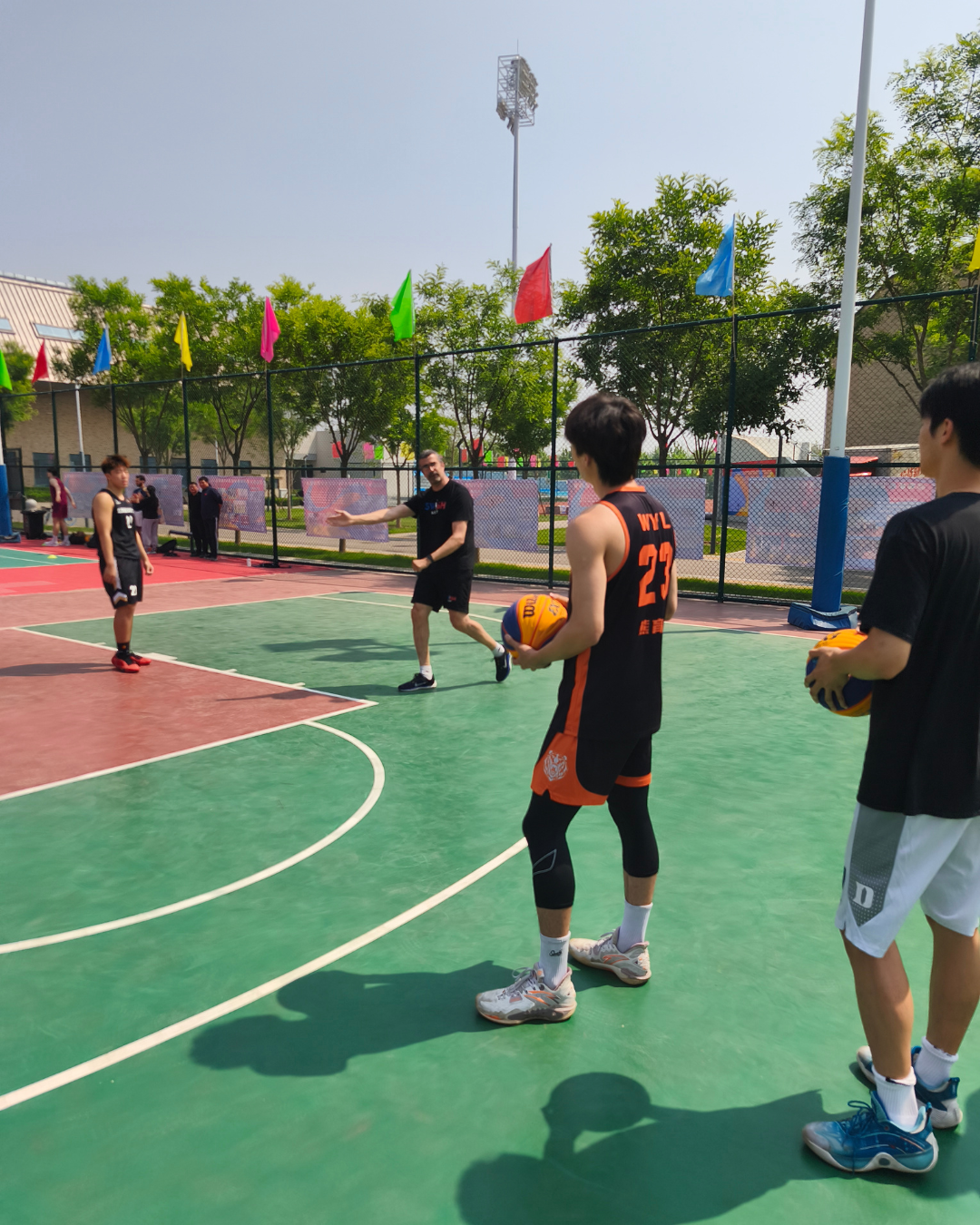 Swish Basket Université de Sciences et Technologies de l'Information de Beijing BISTU 2025